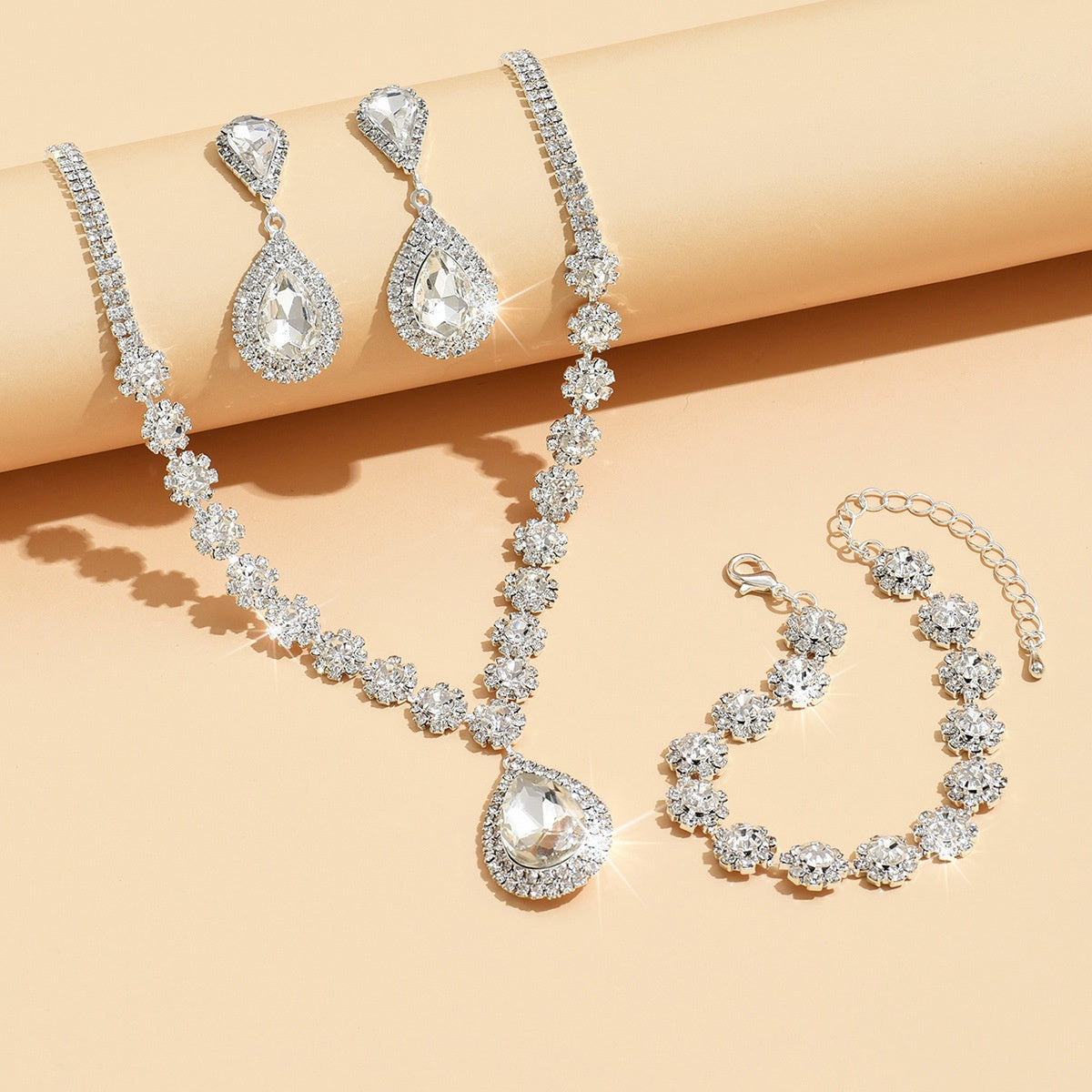 CapeGlow® Zaria – Enchanted Grace Bridal Set Capeglow