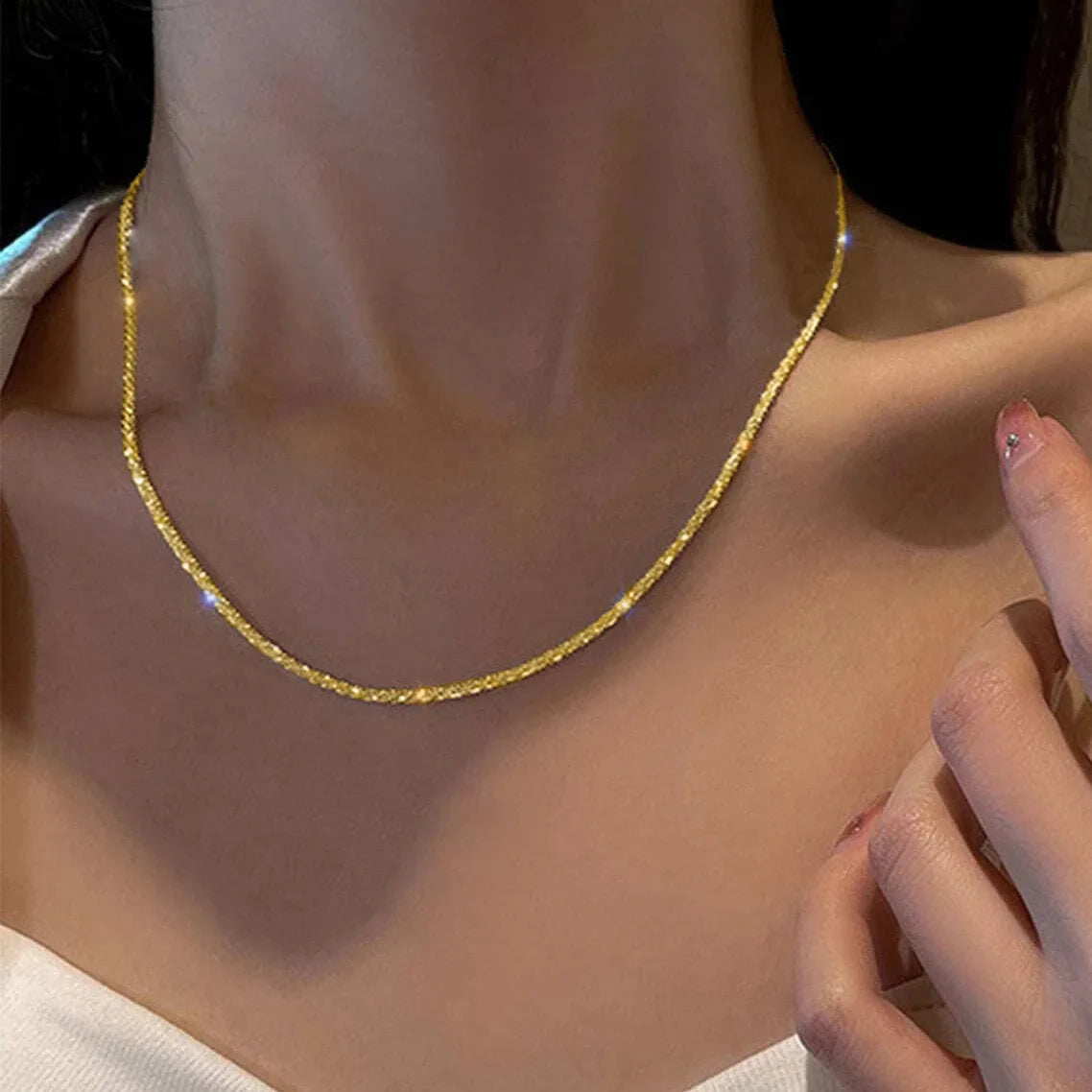 CapeGlow® Sparkling Silver Choker Necklace - Elegant Adjustable Design for Radiant Style