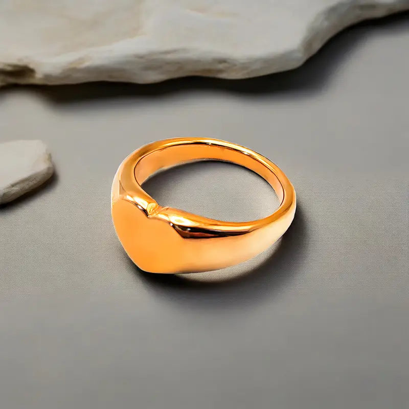 CapeGlow® Litha Inaya – Minimalist Heart Ring