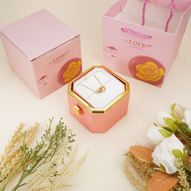 Boundless Love Necklace - Gold