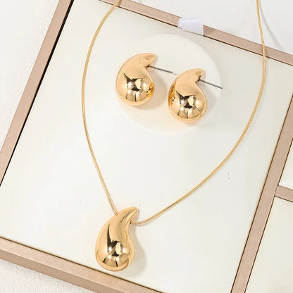 CapeGlow® Zola – Waterdrop Pendant Necklace & Earrings Set Capeglow