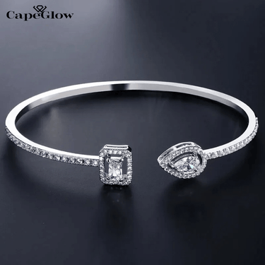 CapeGlow® Thuli – Geometric Gold Cuff Bangle ✨ Capeglow