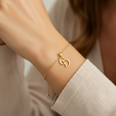 Elegant Gold Personalized Letter Bracelet - Minimalist Initials Jewelry
