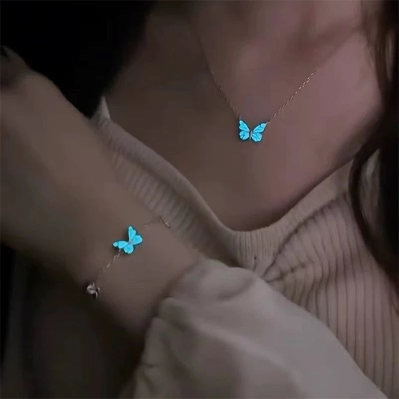 CapeGlow® Lulama – Glow Butterfly Necklace Capeglow