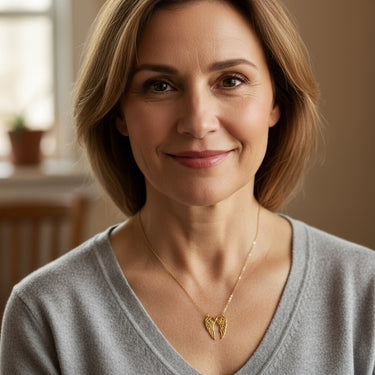 CapeGlow® Hollow Angel Wings Necklace