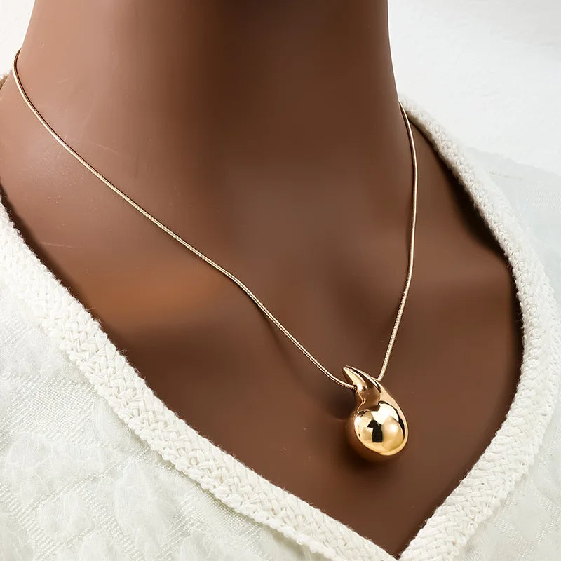 CapeGlow® Zola – Waterdrop Pendant Necklace & Earrings Set