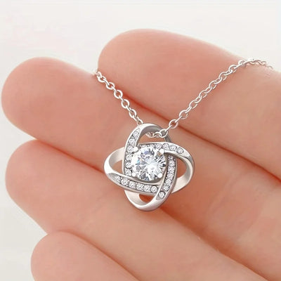 CapeGlow® Mother’s Love Necklace – A Heartfelt Tribute