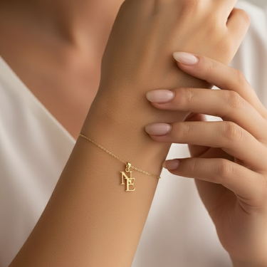 Elegant Gold Personalized Letter Bracelet - Minimalist Initials Jewelry