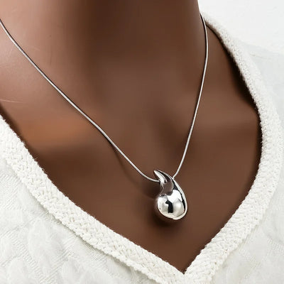 CapeGlow® Zola – Waterdrop Pendant Necklace & Earrings Set