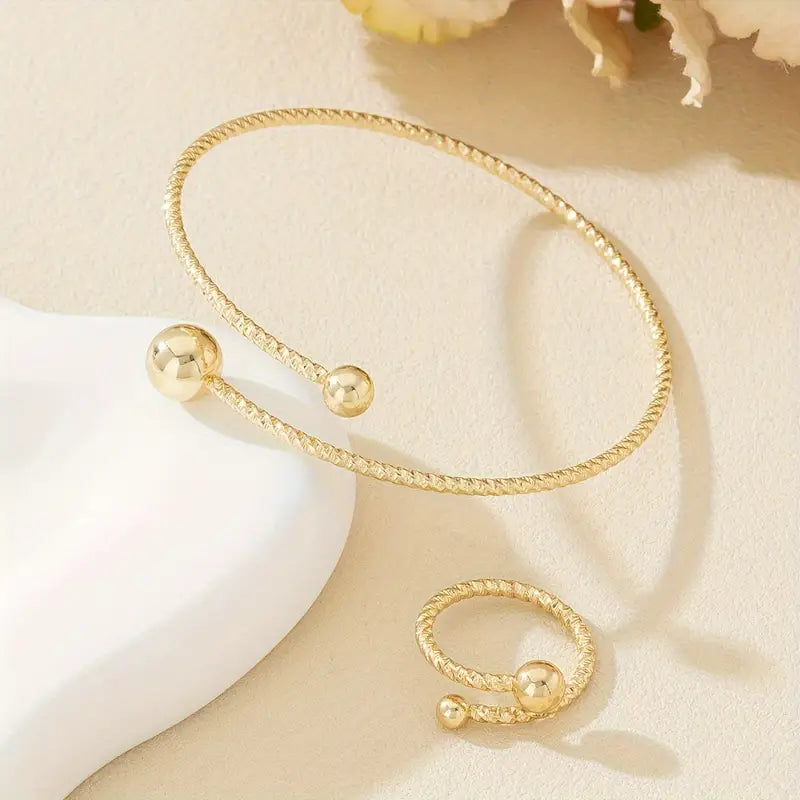 CapeGlow® Tumi – European & American Twisted Bangle & Ring Set