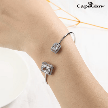 CapeGlow® Thuli – Geometric Gold Cuff Bangle ✨ Capeglow