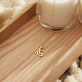 Elegant Gold Personalized Intertwined Initials Letter Necklace - Modern Minimalist Jewelry