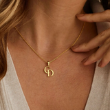 Elegant Gold Personalized Intertwined Initials Letter Necklace - Modern Minimalist Jewelry