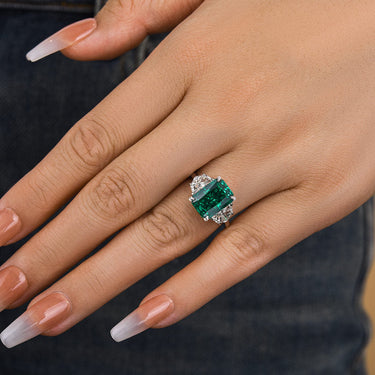 Louily Gorgeous Paraiba Tourmaline 5 Ct Radiant Cut Three Stone Engagement Ring