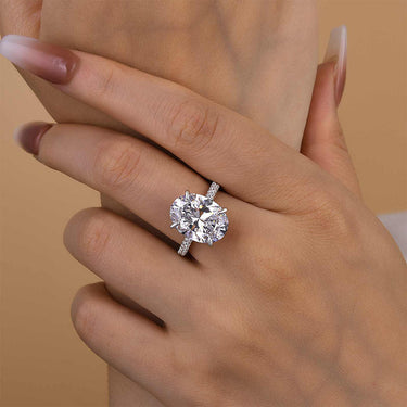 8.0 Carat Louily Exclusive Oval Cut Simulated Diamond Engagement Ring