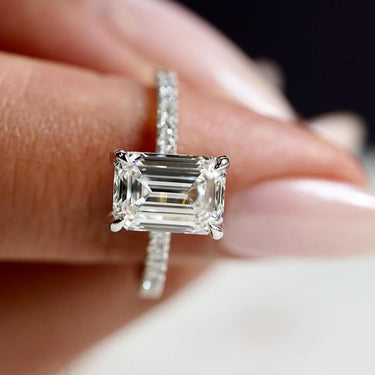 Louily Moissanite 3.5 Carat Emerald Cut Engagement Ring