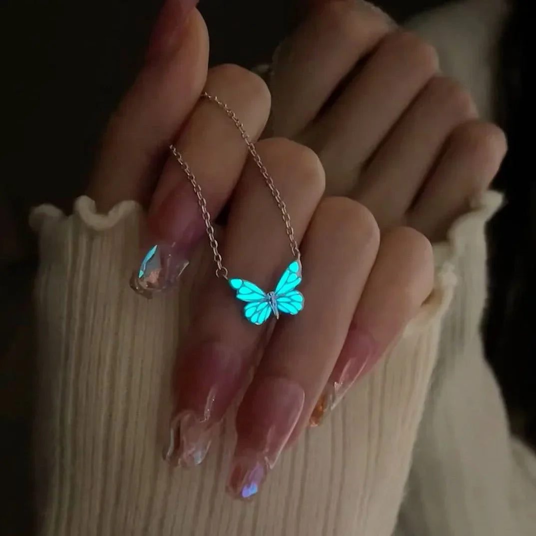 CapeGlow® Lulama – Glow Butterfly Necklace Capeglow