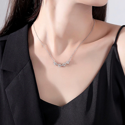 CapeGlow® Lerato – Iconic Clover Necklace Celebrate Love, Luck, and Individuality