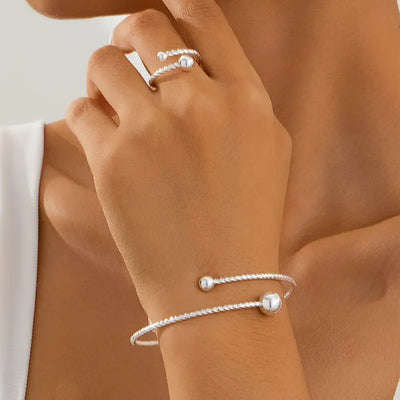 CapeGlow® Tumi – European & American Twisted Bangle & Ring Set