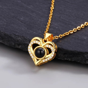 CapeGlow® Lumina – Personalized Photo Projection Heart Necklace Capeglow